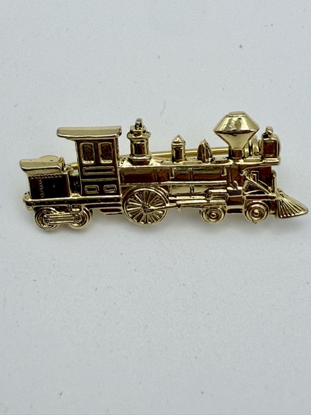 Vintage Gold Tone Steam Locomotive Train Railroad Brooch Pin 1.25” small